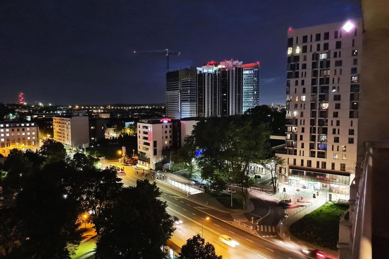 Kairos Apartments - Gwarek - Darmowy Parking, Scisle Centrum คาโตวีตเซ ภายนอก รูปภาพ