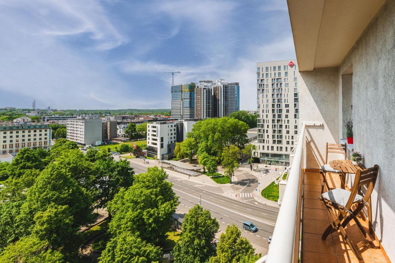 Kairos Apartments - Gwarek - Darmowy Parking, Scisle Centrum คาโตวีตเซ ภายนอก รูปภาพ